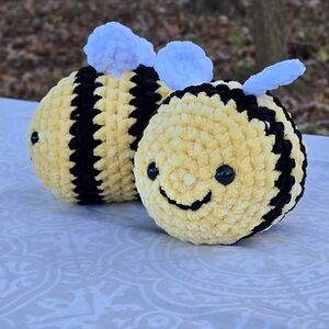 Crochet Bees